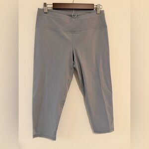 *Like NEW* Victoria's Secret Sport Capri/Crop Leggings